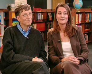 Bill Gates a donat aproape 27 milioane de dolari bibliotecilor din Romania