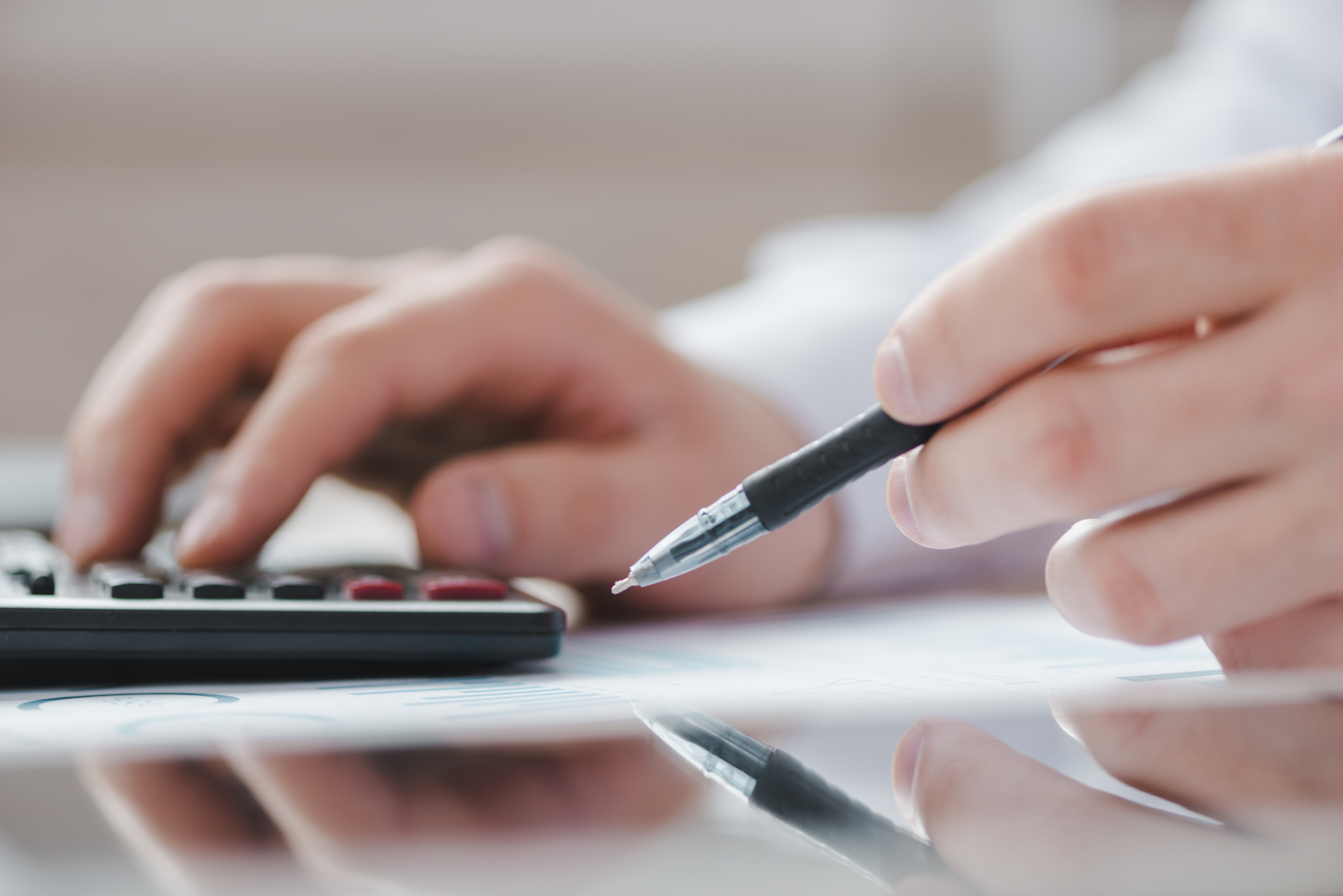 Salarii mici, taxe mari: Romania, la coada Europei in clasamentul veniturilor reale ale familiilor
