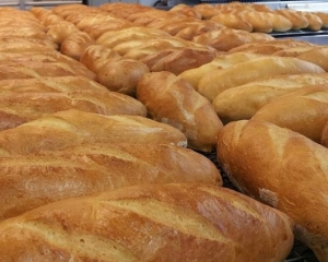 Reducerea TVA la 9% la paine ar putea intra in vigoare in S2 2013