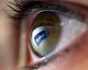 Facebook ar putea depasi anul acesta 5 milioane de utilizatori in Romania