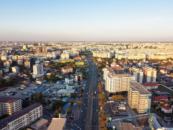 Economistul Iancu Guda da de pamant cu proprietarii de apartamente: mai stati in chirie inca 2-3 ani