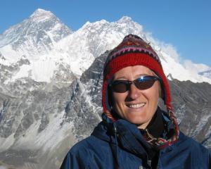 Everest, Chomolungma: Drumul liderilor spre Zeita-mama