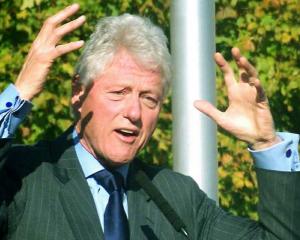 Bill Clinton: SUA este deja in recesiune