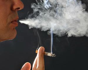 Viata la serviciu: Cand poti sa-ti iei "regulamentar" pauza de tigara?