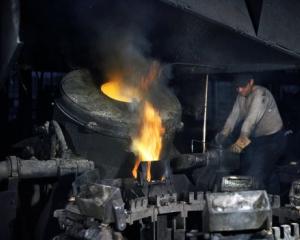 ArcelorMittal si-a diminuat substantial pierderile inregistrate in Romania