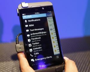 BlackBerry a primit o comanda record: 1 milion de smartphone-uri