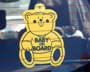 "Baby on Board" sau cum sa pui in pericol siguranta in trafic