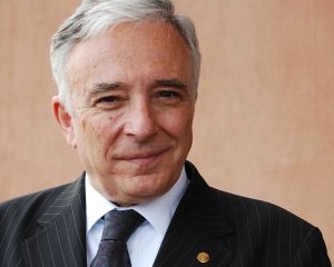 Mugur Isarescu: Nu exclud ca in septembrie sa avem o inflatie de sub 4%, in ipoteza unui an agricol bun