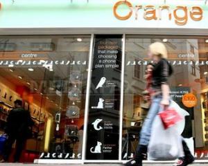 Veniturile si numarul de clienti Orange Romania au scazut