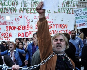 Ar trebui sa revina grecii la drahma? Iata ce spune analistul TeleTRADE, Oleg Zolotco