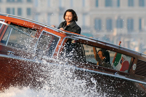 Johnny Depp, piratul de pe canalele Venetiei