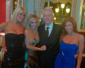 Actrite porno: Bill Clinton ne-a rugat sa facem o fotografie alaturi de el