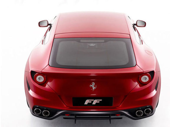 A fost lansat Ferrari Four