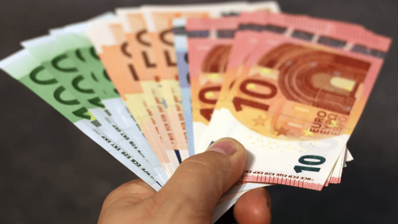 Cum poti sa faci bani pe Revolut: anunt oficial de la banca digitala iubita de milioane de romani