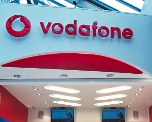 Premii speciale pentru utilizatorii care platesc online serviciile Vodafone, cu cardul Visa
