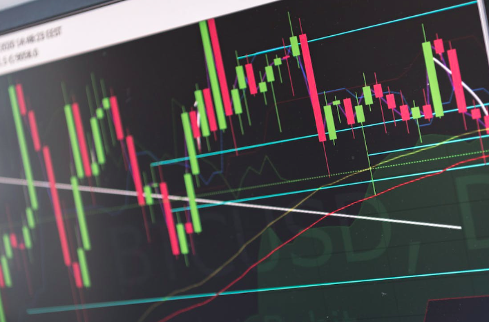 Recorduri pentru piata de capital din Romania: ce trebuie sa stie investitorii mici si mari