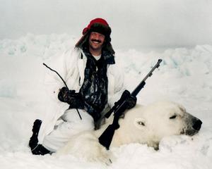 Ultimul scandal de mediu de la BP: Acum au ucis, din greseala, un urs polar