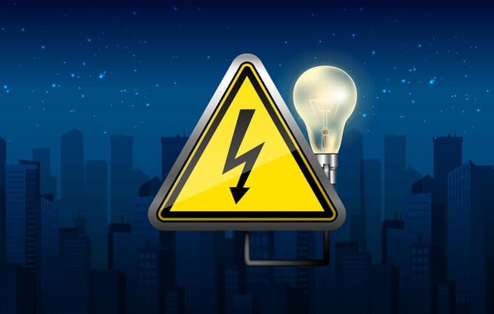 ING se teme de costul energiei electrice dupa 1 iulie - avertismentul bancii:  Primele semnale indica o crestere solida de doua cifre a preturilor la energia electrica