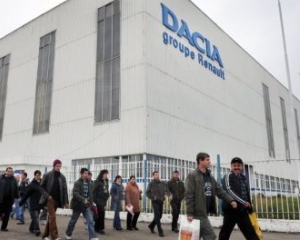 Dacia este afectata de criza de piese din Japonia