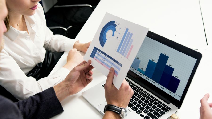 Romania, pe ultimul loc in UE la utilizarea AI in business: un semnal serios pentru management