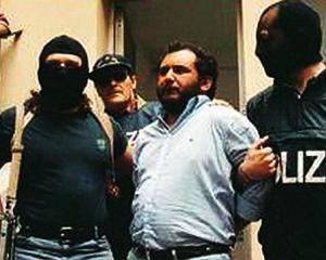 Miscarea anti-Mafia din Napoli a prins putere. Totul a inceput de la o batrana curajoasa din Ercolano