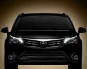 Toyota va rechema 550.000 de vehicule in service