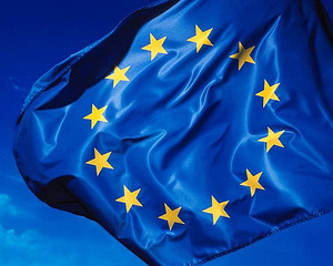 Deficitul de cont curent al UE a scazut la 8,8 miliarde de euro