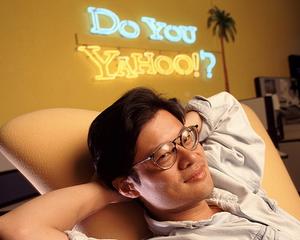 Cofondatorul Jerry Yang a demisionat din consiliul director al Yahoo!