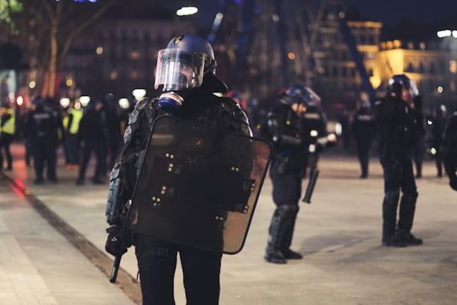 Oricine poate deveni politist! Peste 1.200 de posturi, inclusiv de ofiter, au fost scoase la concurs din sursa externa in Politia Romana