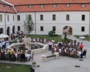 Cetatea Alba Iulia a fost transformata in hotel de lux