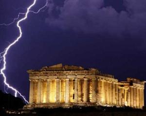 Grecia mai are inca o luna pana isi primeste "sentinta"