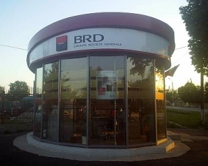 BRD iti ofera 100 de lei daca aduci la banca un client gata de refinantare