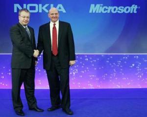 Bloomberg: Nokia primeste 1 miliard de dolari de la Microsoft