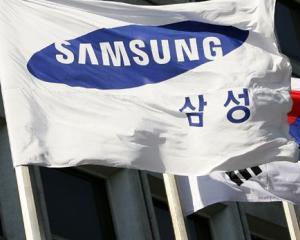 Samsung, acuzata de furt de tehnologie