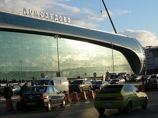 Explozie pe un aeroport din Moscova: 35 de morti si 130 de raniti