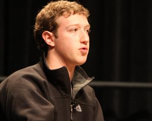 Zuckerberg, scos din top 10 miliardari din IT