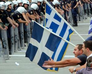 Grecia: Ce se intampla cand o tara intra in incapacitate de plata (default)?