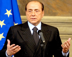 Berlusconi, Mubarakul Italiei?