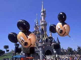 Disneyland Paris are nevoie de 3.000 de angajati noi si recruteaza inclusiv in Romania