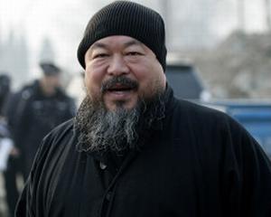 Politia din China: Artistul Ai Weiwei este cercetat pentru "infractiuni de natura economica"