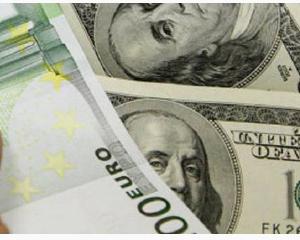 Unitatea monetara europeana, salvata de scaderea euro