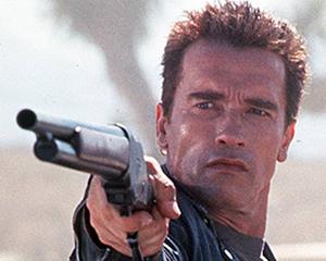 Arnold Schwarzenegger: I'll be back, dar mai batran