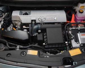BMW si Toyota lucreaza la urmatoarea generatie de baterii pentru masinile hibrid