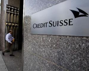 Profitul Credit Suisse a scazut cu 96% in primul trimestru