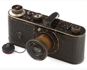 O camera prototip Leica a fost vanduta pentru 2,16 milioane de euro la licitatie