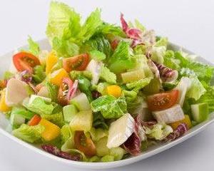 Top 5 salate bogate in calorii