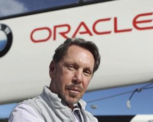 Larry Ellison spune ca SAP "trebuie sa fie pe droguri" daca crede ca poate rani Oracle