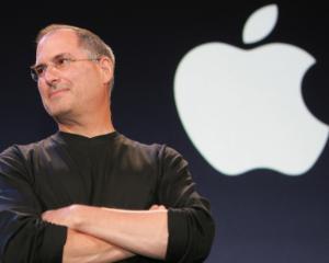 Apple a luat amenda in Franta pentru ca isi exploateaza angajatii