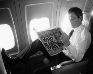 Tony Blair a fost numit "criminal de razboi" de un realizator de documentare