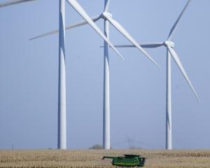Romania are capacitatea de a atrage investitii de 5 miliarde de euro in sectorul eolian pana in 2013